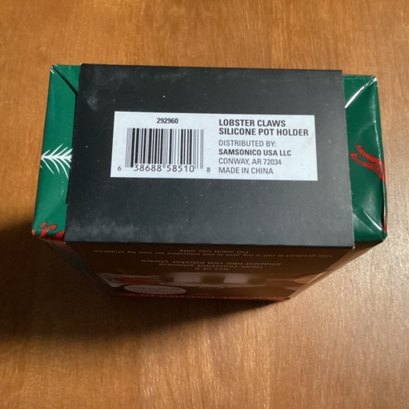 Lobster Claws Silicone Pot Holder New with tag Prewrapped & ready to go - Picture 10 of 11